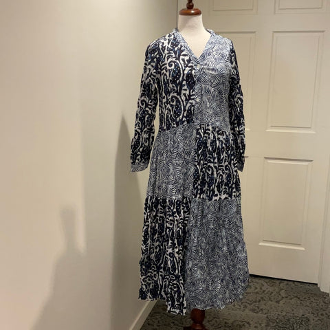 Dress Addict Blue Print Long Sleeve Dress