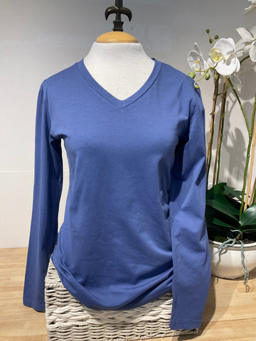 Pure Amici Ink V Neck Tee