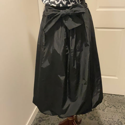 M Made in Italy Black Taffeta Skirt W/ Belt