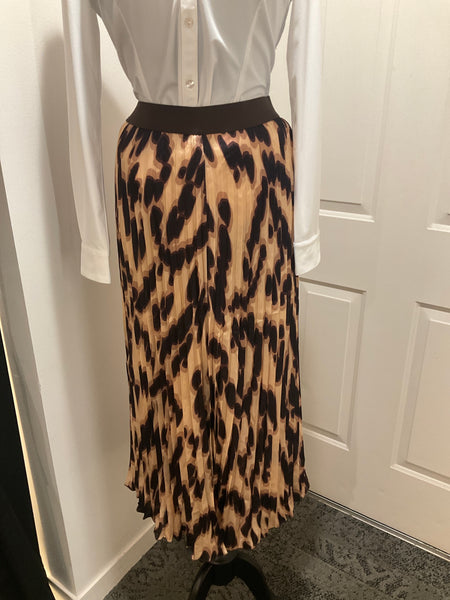 Esqualo Plisse Skirt-Soft Embrace