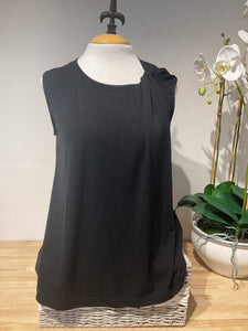 N & M Black Twisted Should Tank