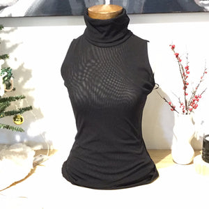 Petit Pois Black Sleeveless Turtleneck Top