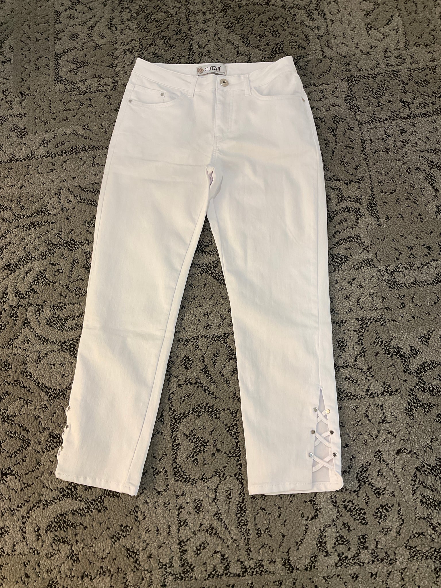 Dolcezza White Capri Pant