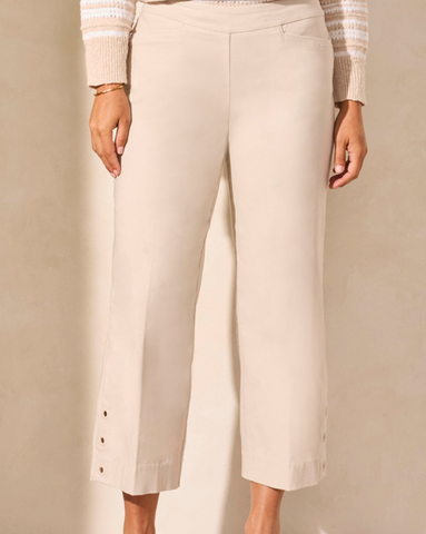 Tribal French Oak Pull On Capri Pant