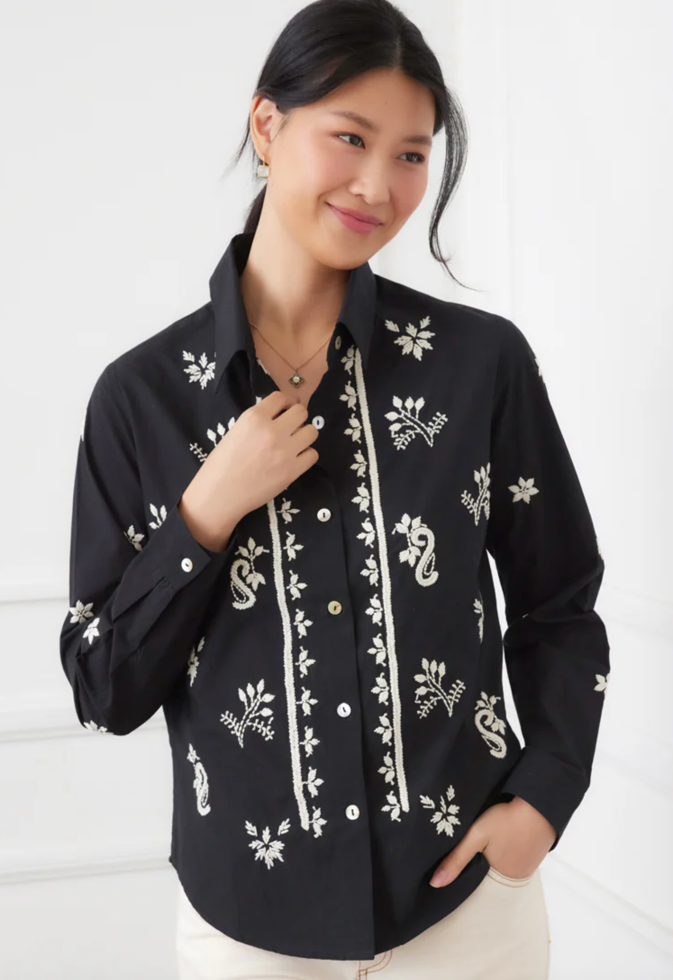 Karen Kane Embroidered Shirt Black/Cream