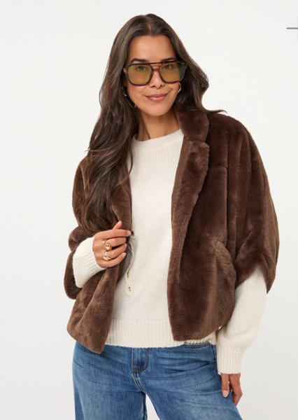 Esqualo Faux Fur Coat Poncho w/Half-Length Sleeve-Coffee